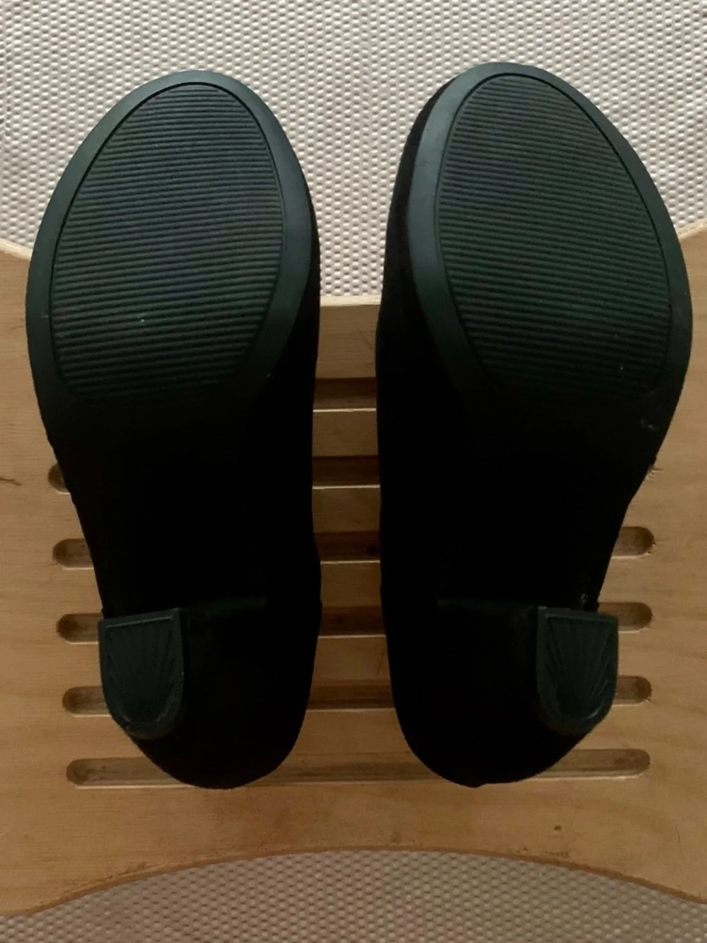 Maurices Harlow Black Faux Suede Gold Zip Block Heel Booties Size 9M